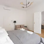 Franz 23 - Typical Viennese Apartment In The Heart Of Vienna
