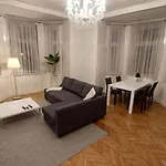 Apartment Romantic Living By Interhome