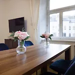 Cozy And Brand New 1 Bedroom Apartment In Central Vienna