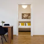 Cozy And Brand New 1 Bedroom Apartment In Central Vienna