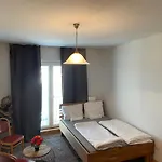 Room In City Center Near U6,U3 And Westbahnhof