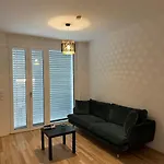 Exclusive Brandnew Apartment U3