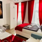 Holiday & Business Apartments 1150 Vienna