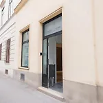 Beatrix Home Vienna Luxury Stay