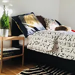 Cozy Danube Room - 15 Mins To Downtown