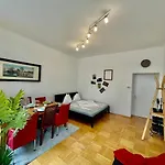 Nice Apartment Close To City Center