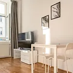 Comfortable 3Br Shared Apart. - Suitable For Long Stays