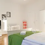 Comfortable 3Br Shared Apart. - Suitable For Long Stays