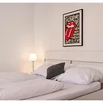 Viennese 3Br Apt. Near Wiener Stadthalle & Central