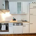 3-Room Vienna Centrale Suite
