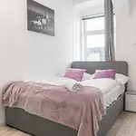 3 Standard Rooms Near Hauptbahnhof