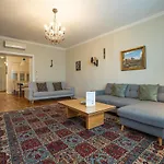 Apartment With A Balcony - 15 Min To City Center