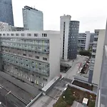 Modern Apartment At Vic