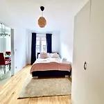 Feelhome - Zentrum - Augarten - Smart Tv