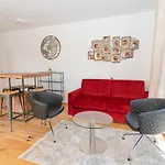 Luxurious Apartment With Big Balcony Near City Center