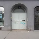Klein, Aber Fein In Zentraler Ruhelage