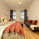 Joyful Place Apartment