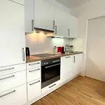 New I Stylish I Modern I Cozy