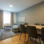 A Spacious 3-Bedroom Apartment With King-Size Beds Is Located Within 5 Minute\'S Walk From The Prater