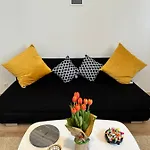 Cozy 8-Person Home In Vienna Located At Haberlgasse 82 N1