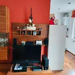 Super Deluxe Apartment - Near U6, U3 In City Center