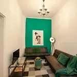 My City Apartment- Vienna Artroom
