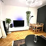 Schoene Wohnung In Wien Zentrum Josefstadt