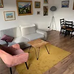 2 Zimmer Wohnung Akh Und Volksoper Naehe