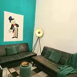 My City Apartment- Vienna Artroom