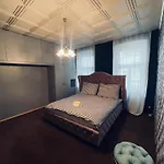 Jupiter Apartment