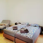 Donaufelder City Apartment