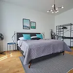 Trendy Apartment 2 Zimmer Zentral Gelegen