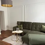 Mateo Design Apartment / Contactless Check-In