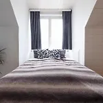 Cozy Apartment Near Center
