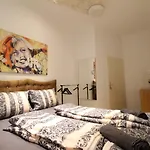 Private Double Bedroom Rf2