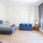 Ss Family 3 Bedroom Apartment In Praterstern Area Dw8