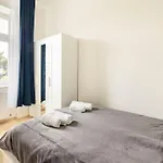 Beautiful 1 Bedroom Apartment Near Schoenbrunn
