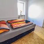 Db Apartment In Huetteldorferstrasse U3 Area