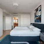 Luxus Ueber Den Wolken, 18. Stock Mit Klimaanlage Und Garage
