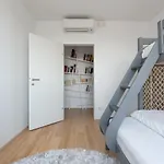 Luxus Ueber Den Wolken, 18. Stock Mit Klimaanlage Und Garage