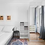 New Apartment @ Servitenviertel