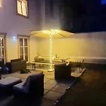 Wiener Buddha Style Flat With Inner Garden- Maerzstrasse City Apartments