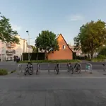 Gruene Ruhelage, 20 Minuten Ins Zentrum Und Parkgarage