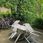 Grosszuegiges 2-Br-Apt Im Zentrum