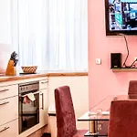 Central Apartments Vienna - Cav