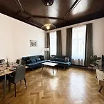 Boutique Hotel Columbia