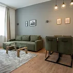 New Apartment With A King-Size Bed In A Calm Area
