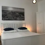 New • City-Park Apartment In The Vienna Center.