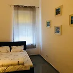 Easy Check Room