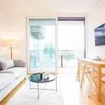 Suite In High-Rise On The Danube